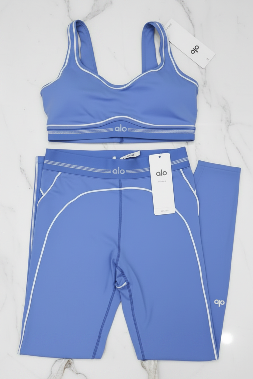 A Sports Bra & Leggings